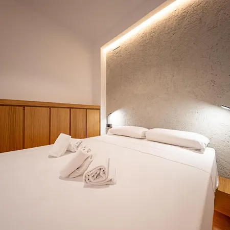 Geysotur Caballero Homes Puente 아파트